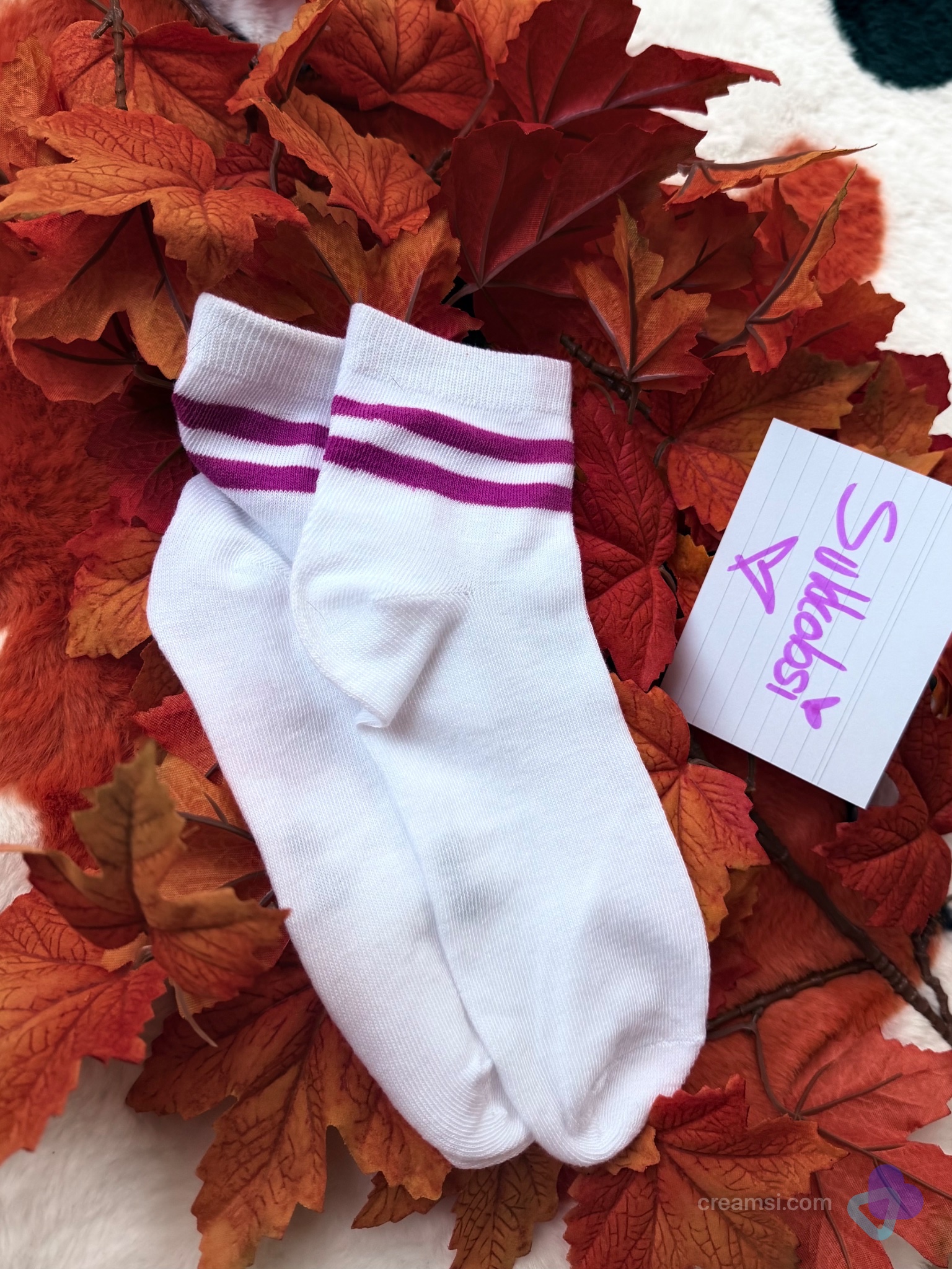 Weiße Socken mit pinken Streifen 🤍💗🍂