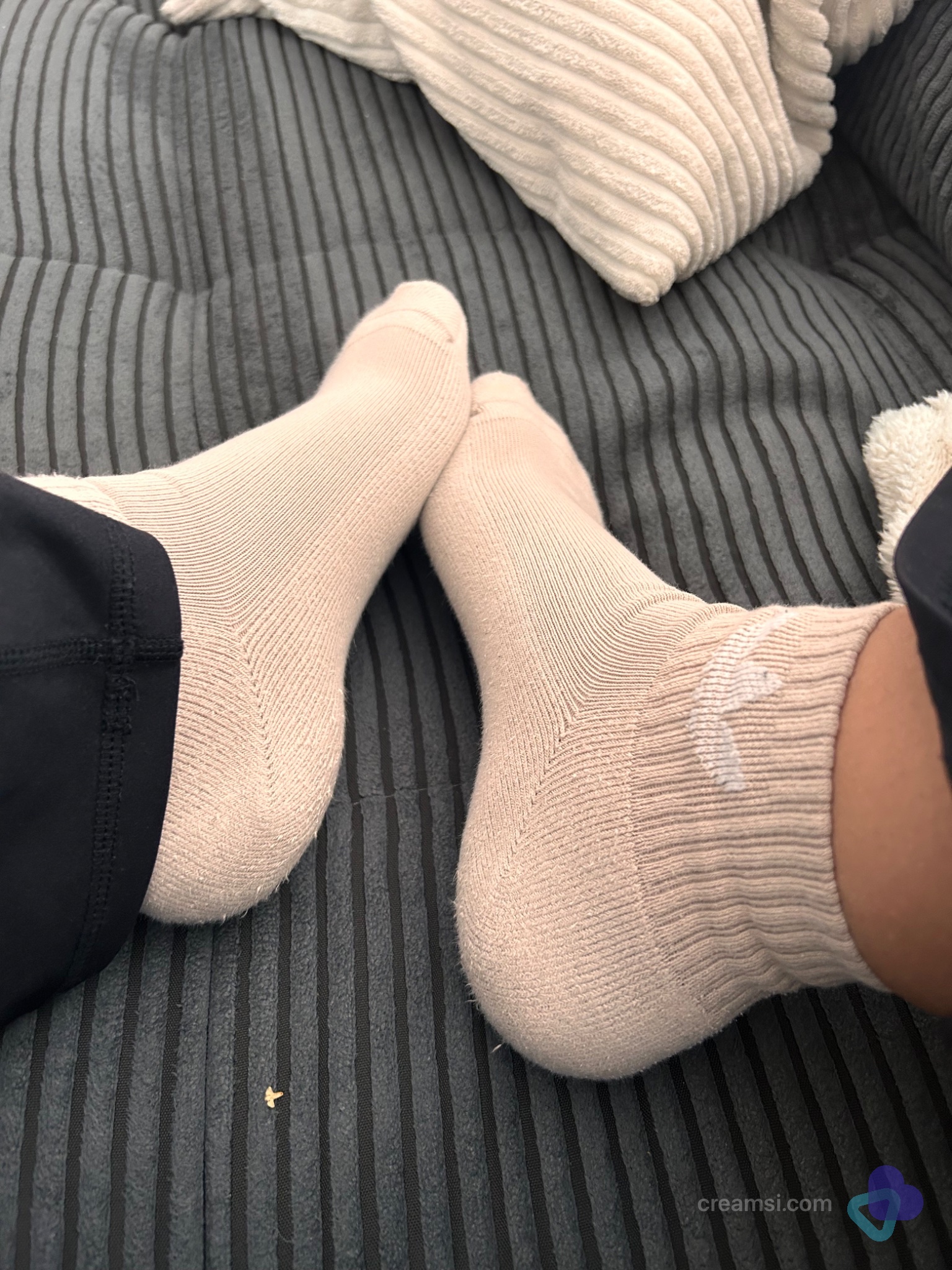 Creme-Beige Adidas Socken