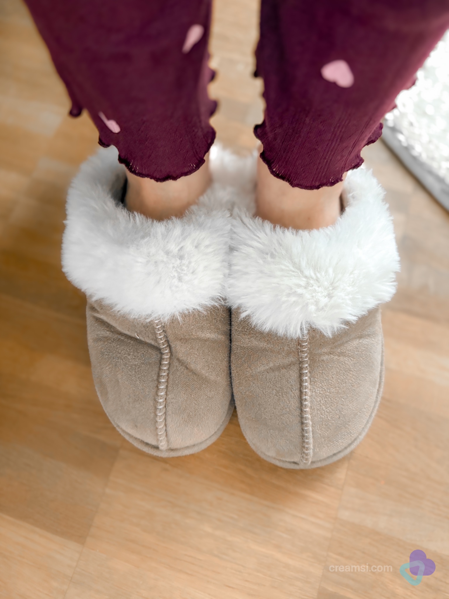 Flauschige Hausschuhe Beige-Weiß - Über 1 Jahr täglich an meinen Füßen 🤎🤍👣