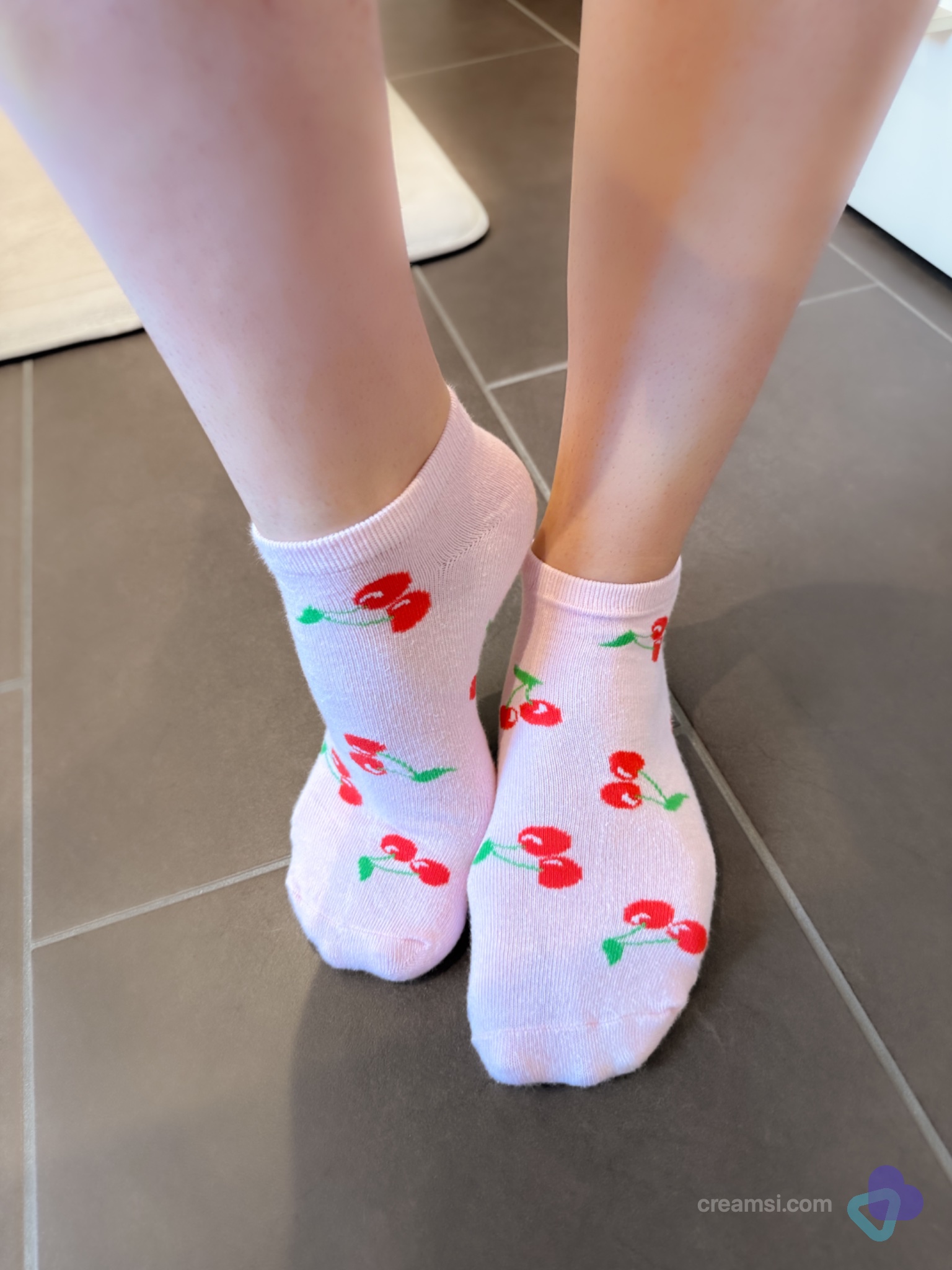 Rosa Kirsch-Sneakersocken – ein bisschen süßer 🍒🩷
