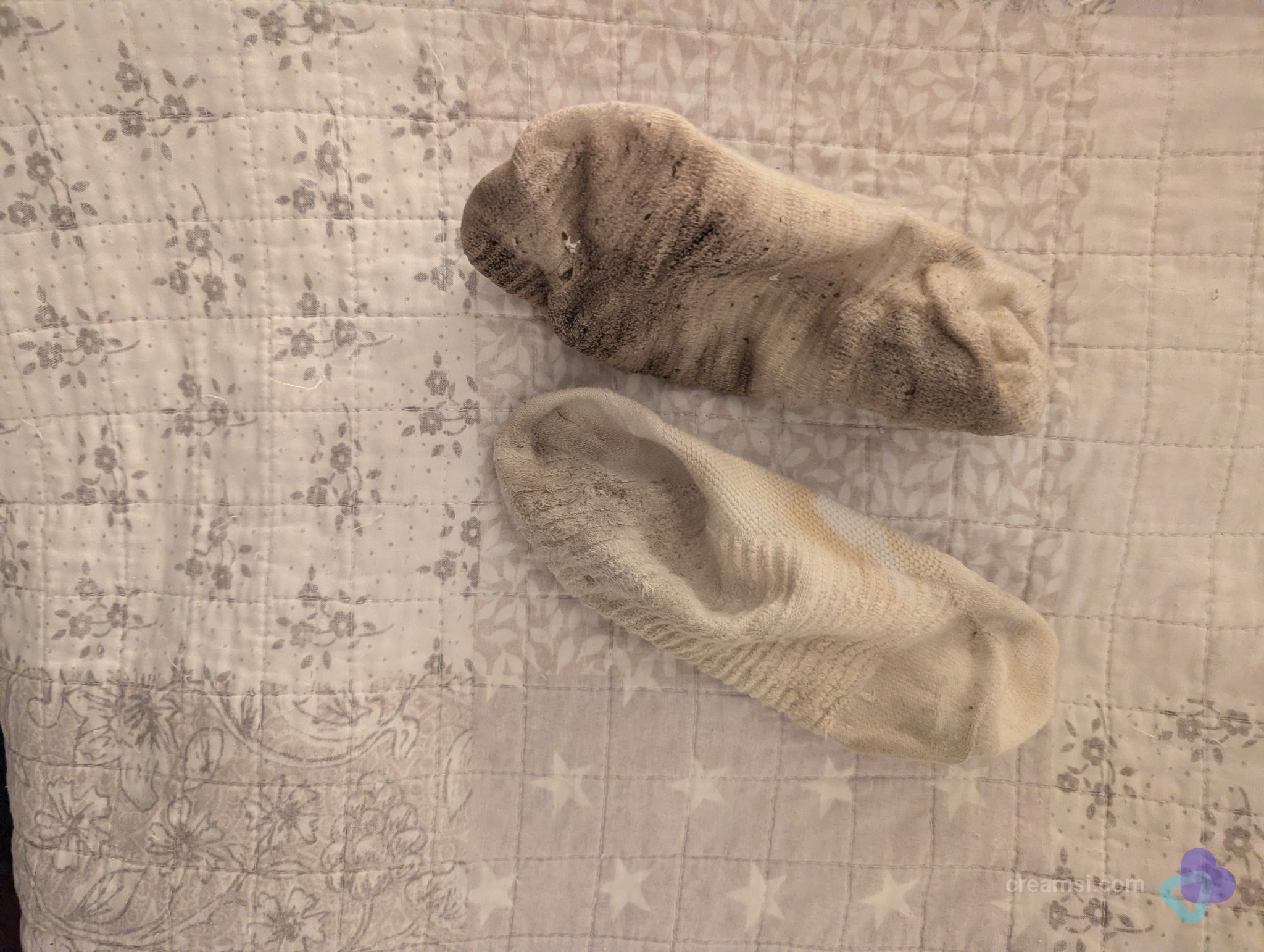 Bereits getragene Socken