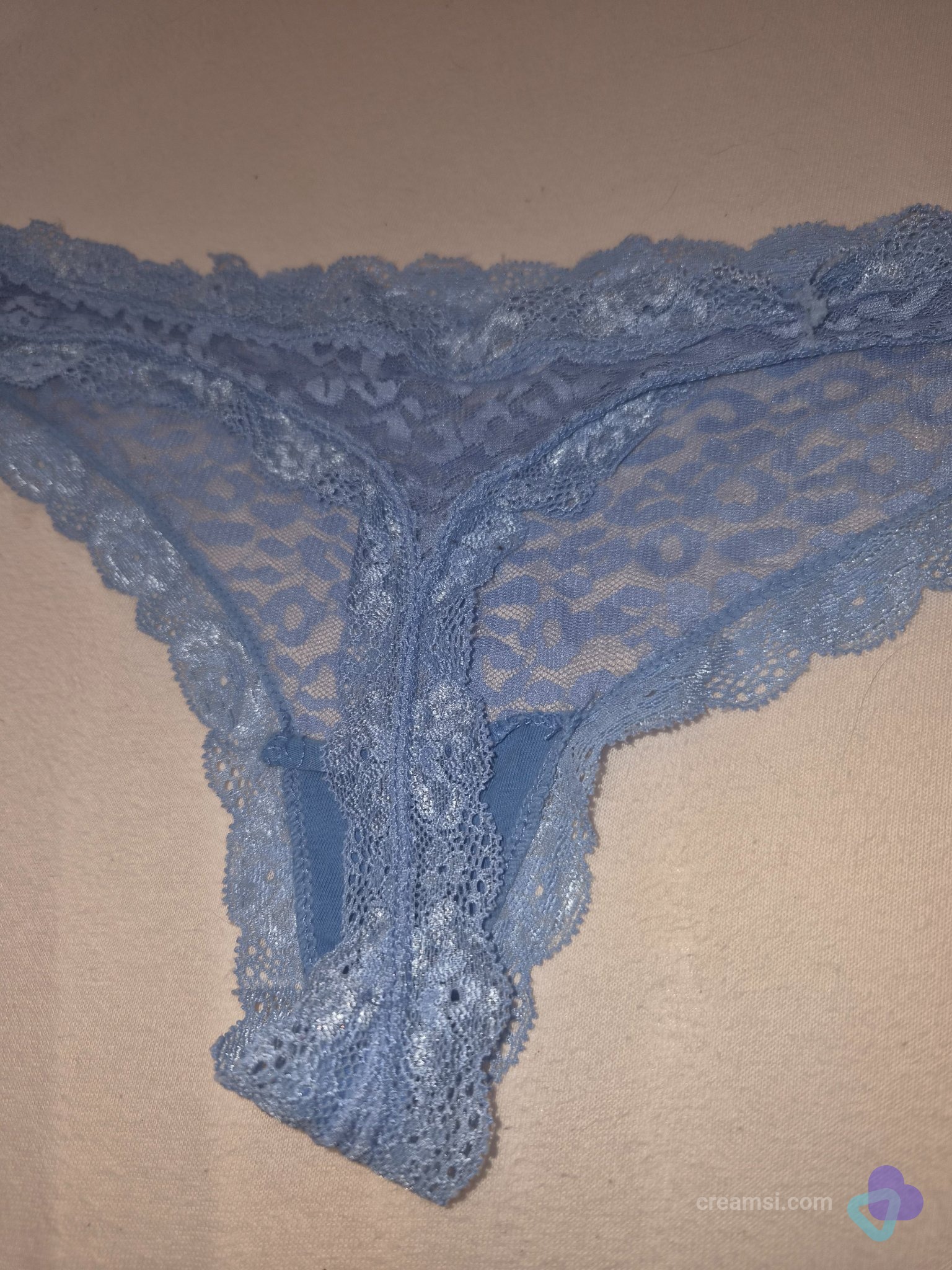 Blauer Spitzen Tanga, Größe L