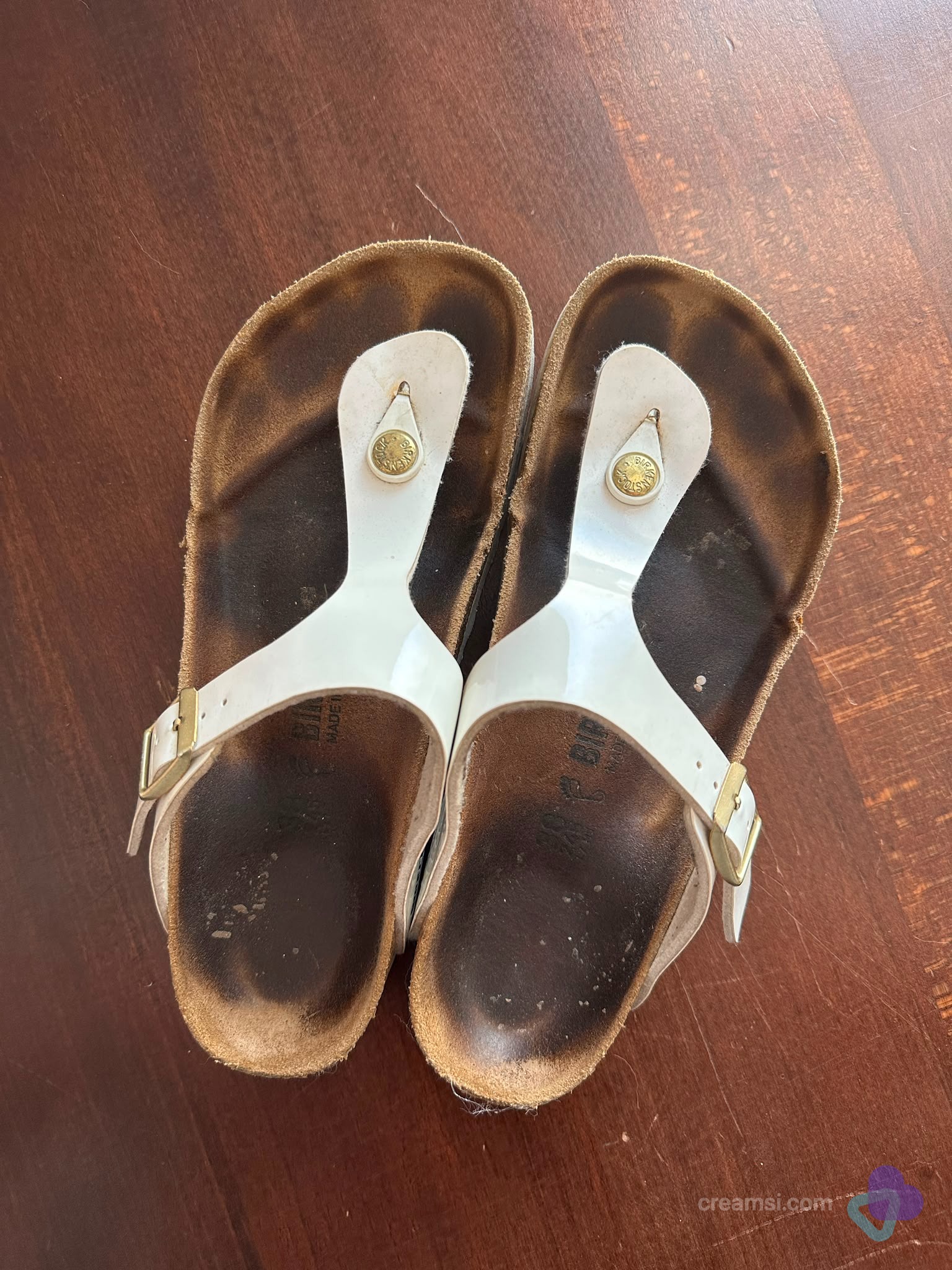 Weiße Birkenstock - 38 - 4 heiße Sommer getragen