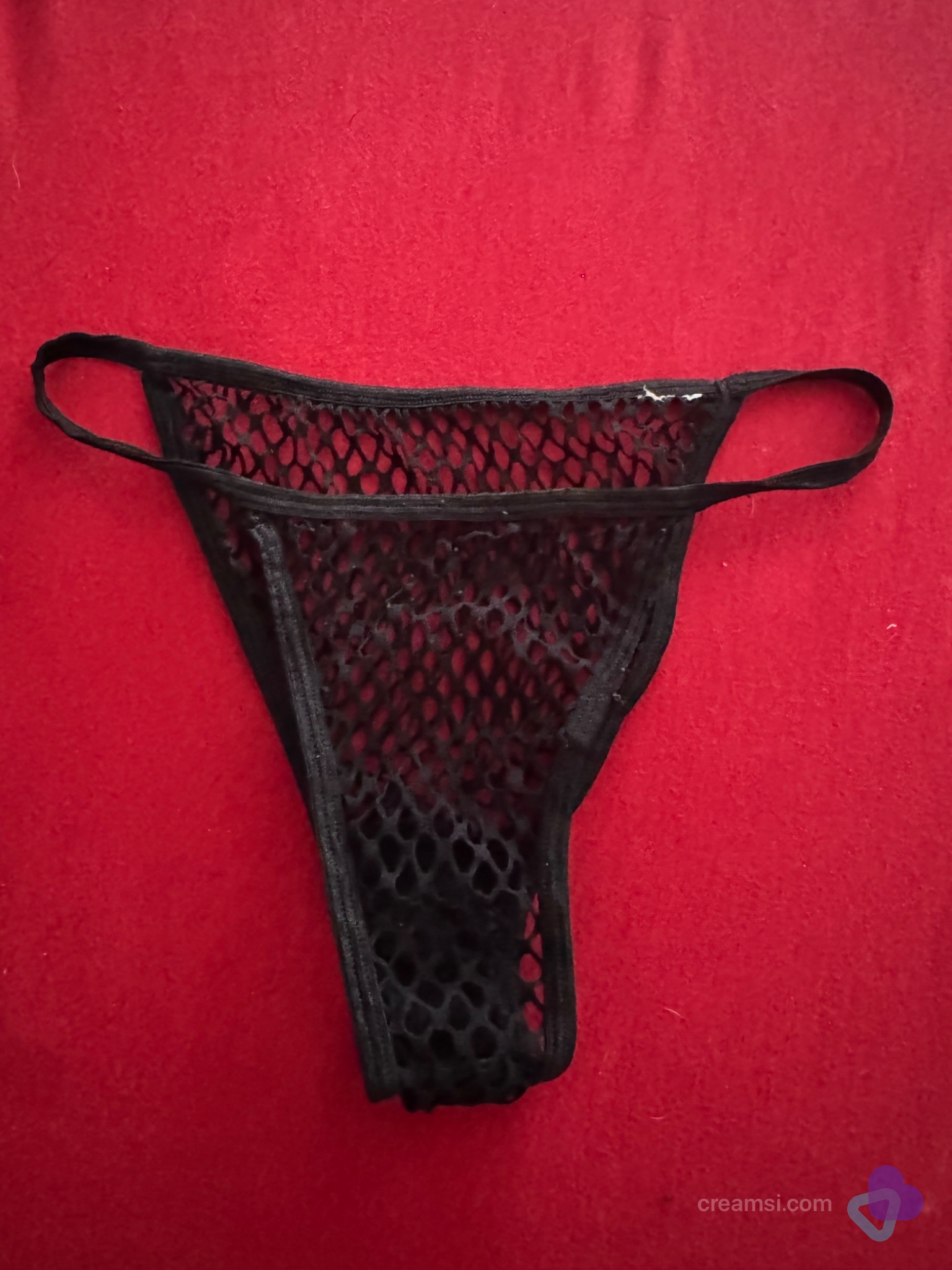 Schwarzer Mesh-String