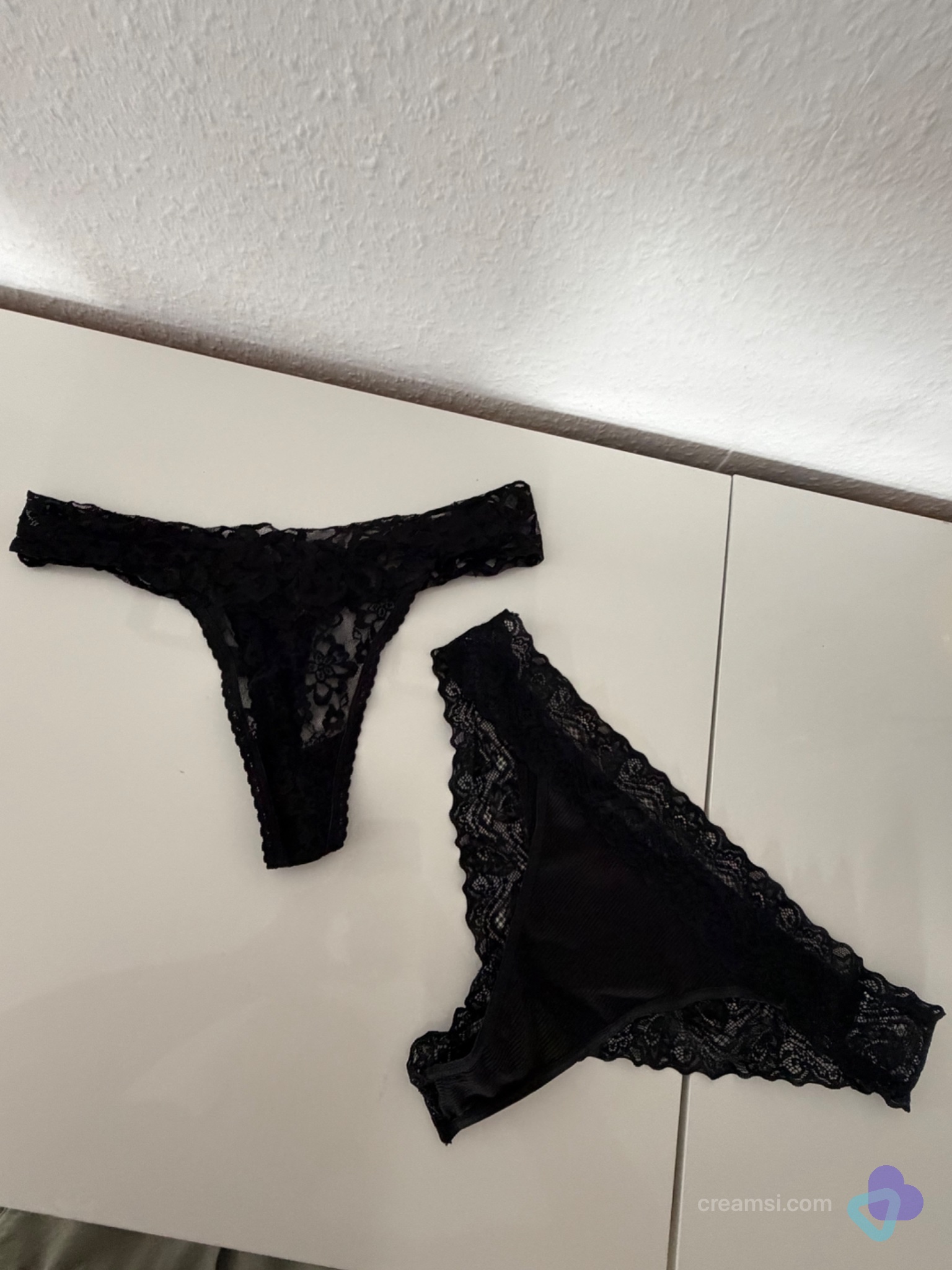 Schwarze Spitzen-Unterwäsche Set
