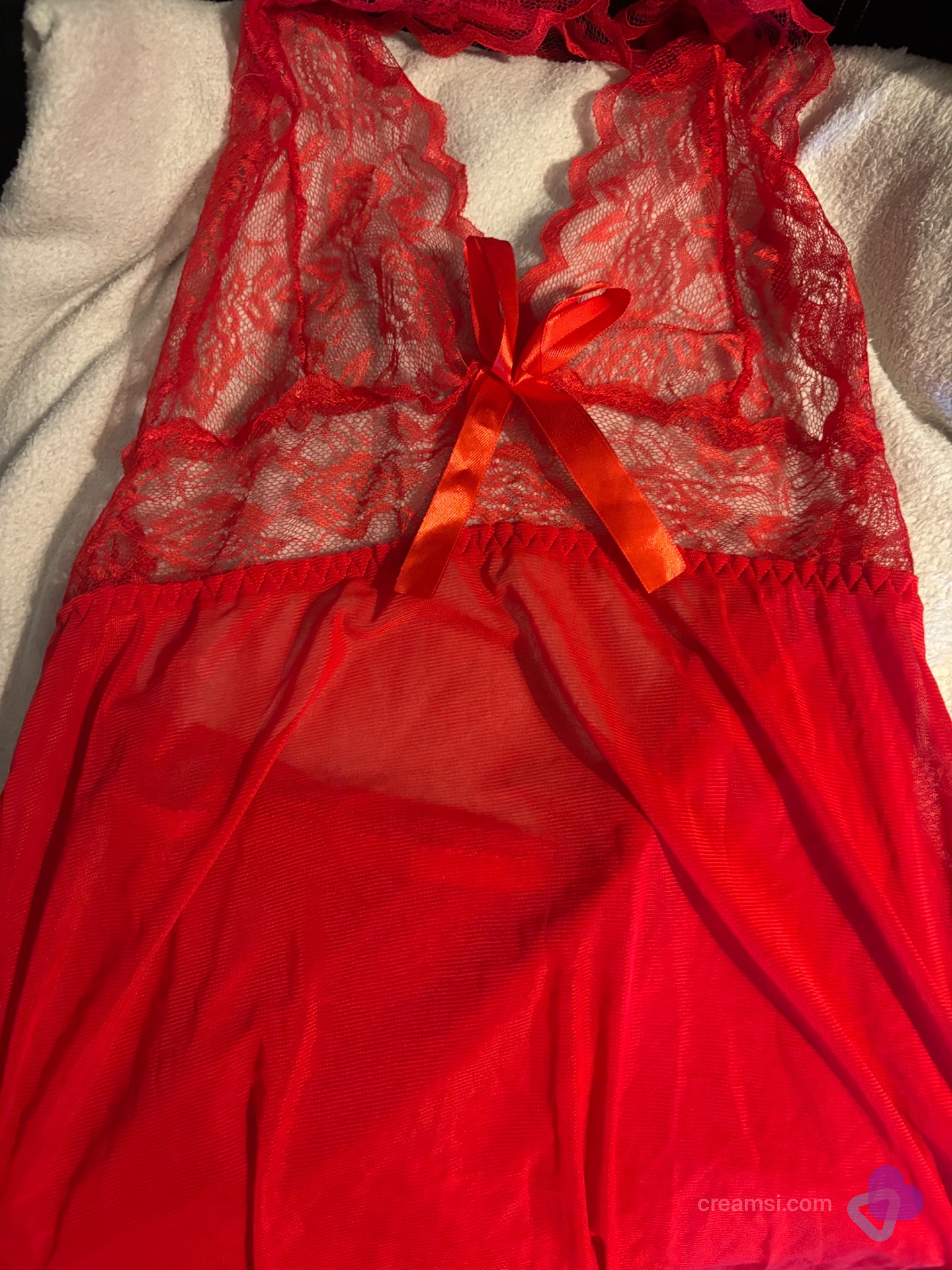 Rotes Spitzen-Negligé Deluxe