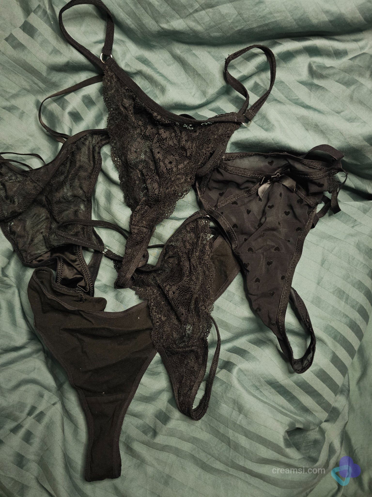 Schwarze Spitzen-Strings 🖤 Sexy & verspielt
