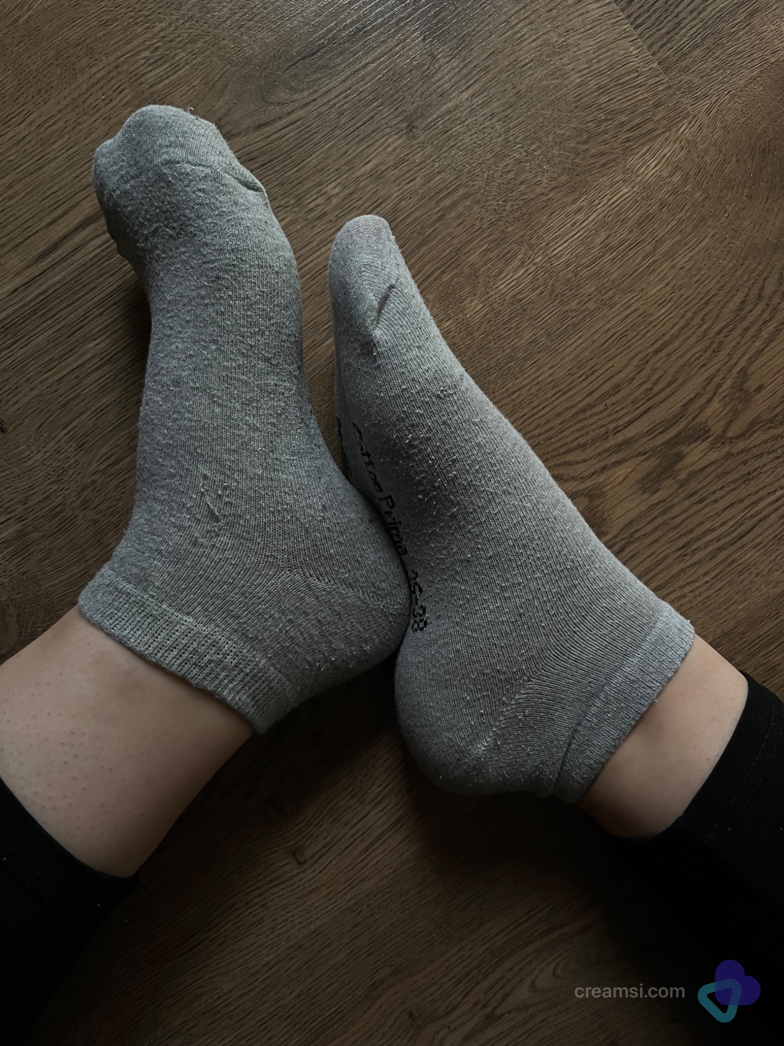 Graue gemütliche Socken